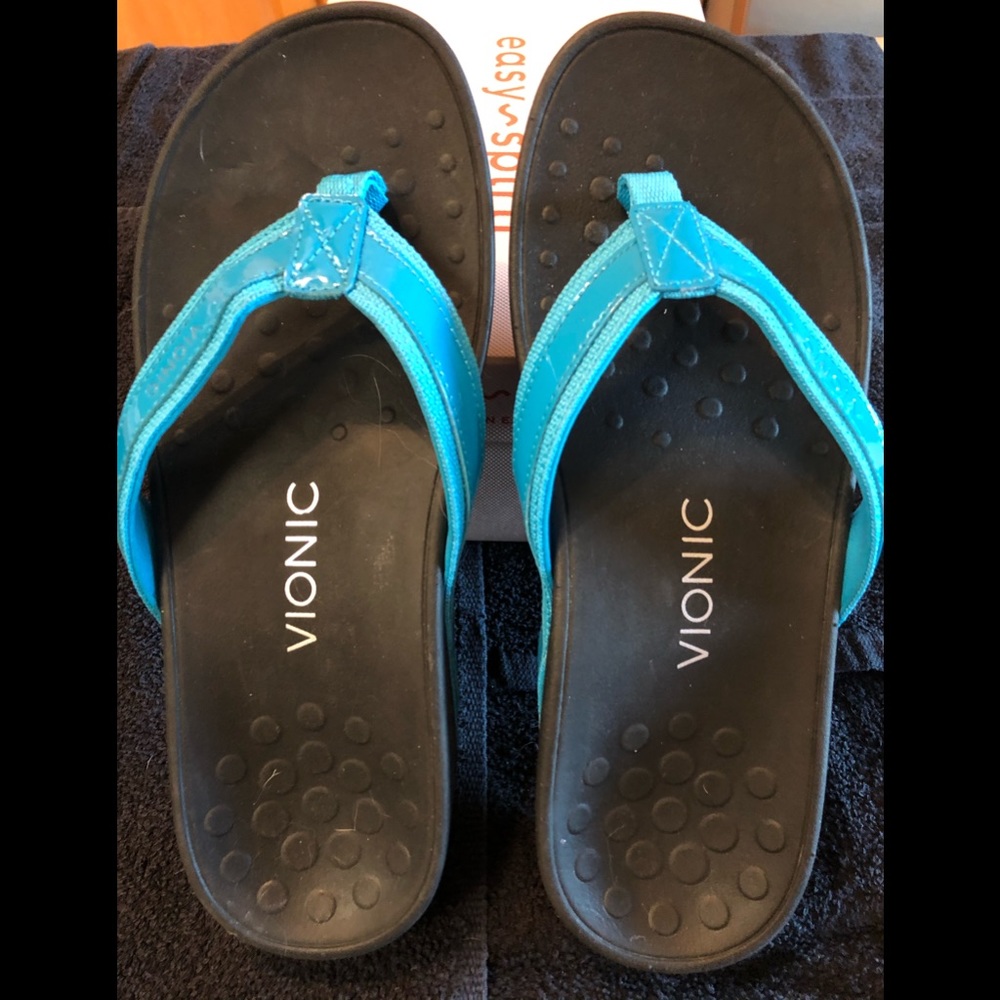 Vivonics flip flops